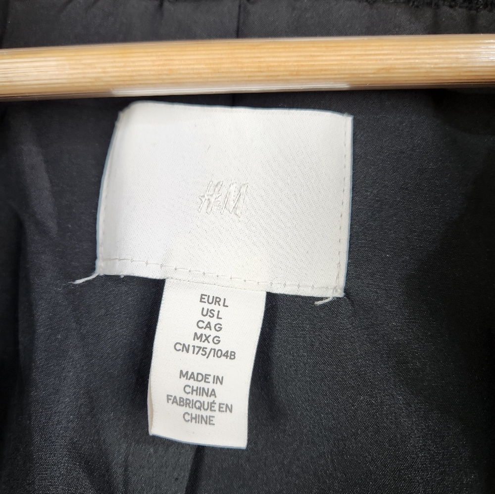 H&M Black Jacket - Picture 4 of 6